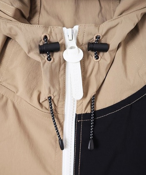 POWER TO THE PEOPLE（パワートゥーザピープル）の「POWER TO THE PEOPLE　ロールパーカー（ナイロンジャケット・メンズ・C/カーキ/ブラック/B/A/ベージュ/ブラック系その他/グリーン系その他/ベージュ系その他/D/イエロー/ネイビー・S/M/LL/L）」の20枚目の写真