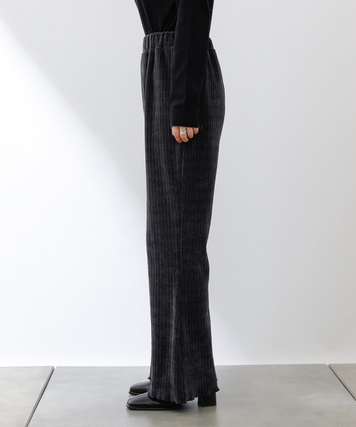 COLONY 2139（コロニートゥーワンスリーナイン）の「ランダムプリーツコーデュロイパンツ（その他パンツ・レディース・チャコールグレー/グリーン/グレイッシュベージュ・LARGE/SMALL/MEDIUM）」の14枚目の写真