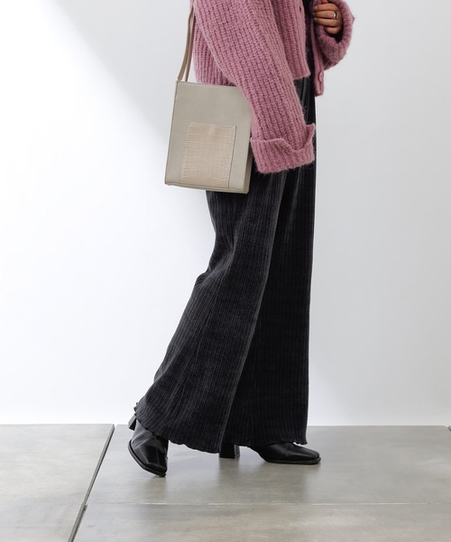 COLONY 2139（コロニートゥーワンスリーナイン）の「ランダムプリーツコーデュロイパンツ（その他パンツ・レディース・チャコールグレー/グリーン/グレイッシュベージュ・LARGE/SMALL/MEDIUM）」の8枚目の写真
