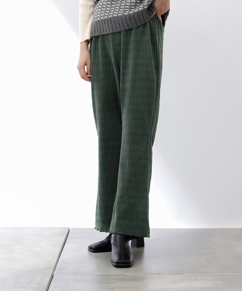 COLONY 2139（コロニートゥーワンスリーナイン）の「ランダムプリーツコーデュロイパンツ（その他パンツ・レディース・チャコールグレー/グリーン/グレイッシュベージュ・LARGE/SMALL/MEDIUM）」の9枚目の写真