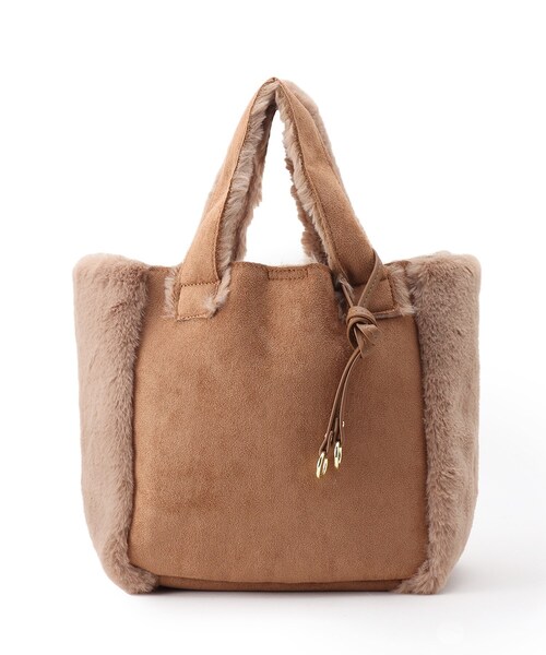 SHOO・LA・RUE（シューラルー）の「◆ムートン調フェイクファートート（トートバッグ・レディース・ブラック/ブルー/サンドベージュ/ナチュラル/キャメル/カーキ系4/ピンク系・00）」の6枚目の写真