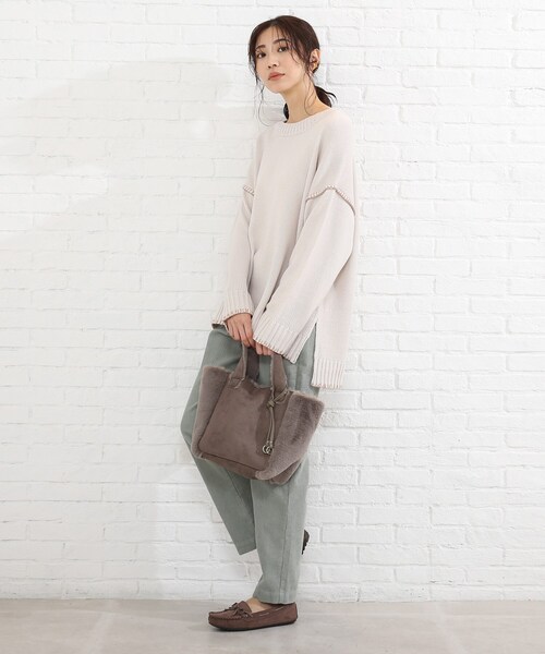 SHOO・LA・RUE（シューラルー）の「◆ムートン調フェイクファートート（トートバッグ・レディース・ブラック/ブルー/サンドベージュ/ナチュラル/キャメル/カーキ系4/ピンク系・00）」の8枚目の写真