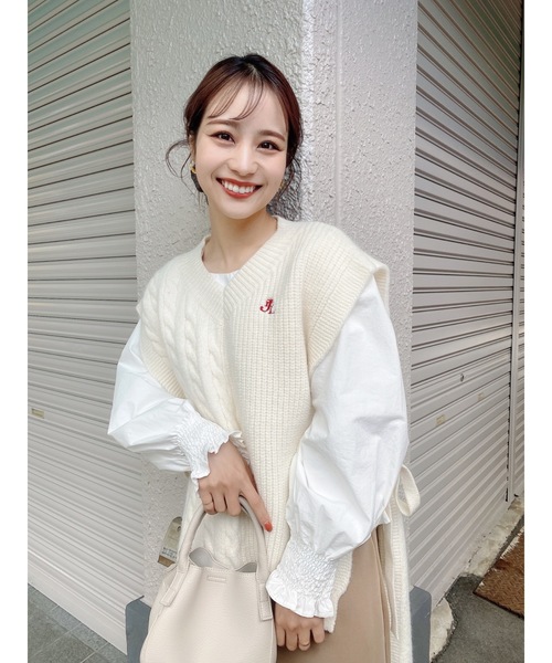 jumelle（ジュメロ）の「バックロングベスト（ニット/セーター・レディース・アイボリー・FREE）」の6枚目の写真