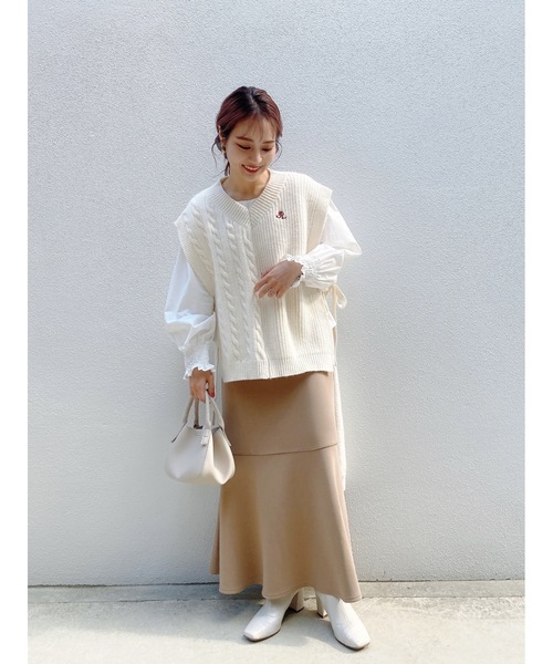 jumelle（ジュメロ）の「バックロングベスト（ニット/セーター・レディース・アイボリー・FREE）」の7枚目の写真