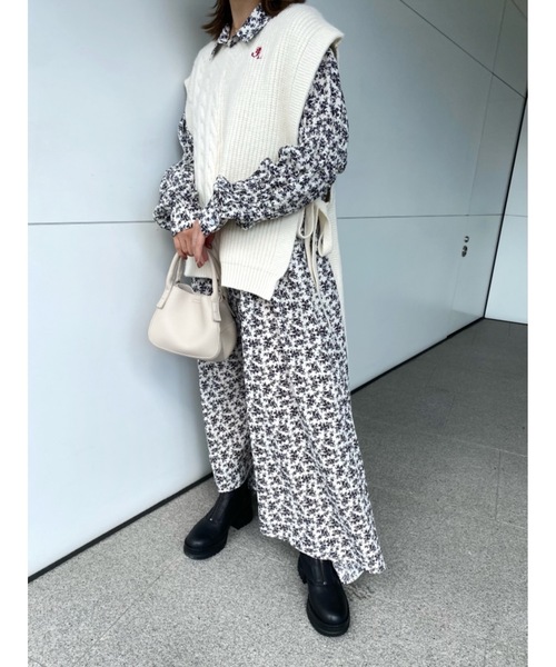 jumelle（ジュメロ）の「バックロングベスト（ニット/セーター・レディース・アイボリー・FREE）」の4枚目の写真