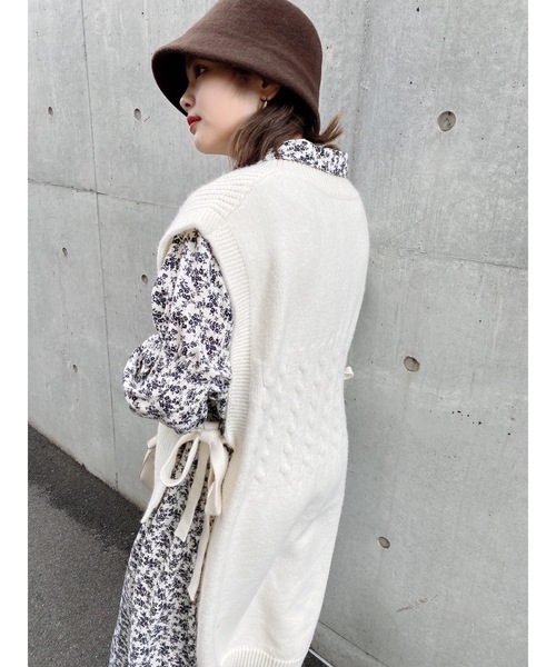 jumelle（ジュメロ）の「バックロングベスト（ニット/セーター・レディース・アイボリー・FREE）」の13枚目の写真