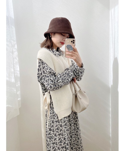 jumelle（ジュメロ）の「バックロングベスト（ニット/セーター・レディース・アイボリー・FREE）」の5枚目の写真