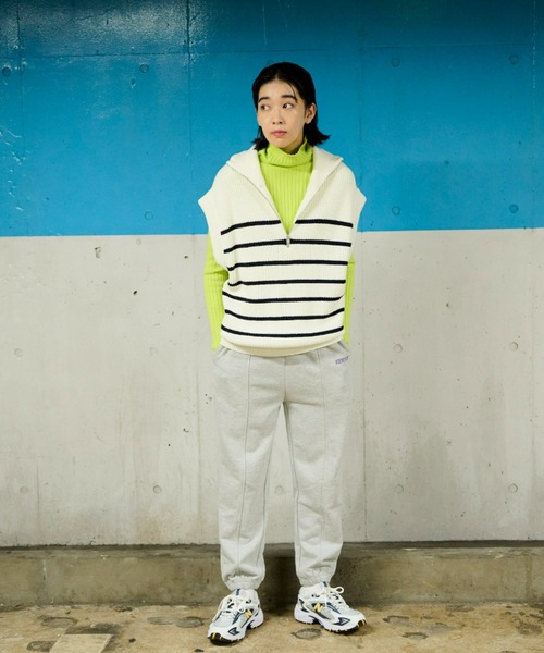 Auntie Rosa Holiday(アンティローザホリデー)の「ハーフジップボーダーニットベスト(ベスト・レディース・オフホワイト・FREE)」の14枚目の写真