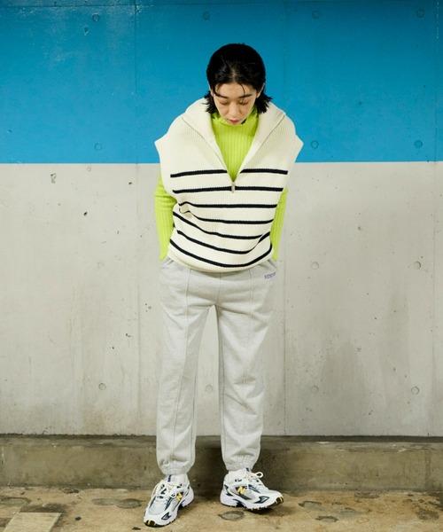 Auntie Rosa Holiday(アンティローザホリデー)の「ハーフジップボーダーニットベスト(ベスト・レディース・オフホワイト・FREE)」の13枚目の写真