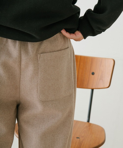 ITEMS URBANRESEARCH(アイテムズ アーバンリサーチ)の「圧縮カット 裏配色ウエストリブパンツ(その他パンツ・メンズ・ブラック/ベージュ/オフホワイト・MEDIUM/LARGE)」の15枚目の写真