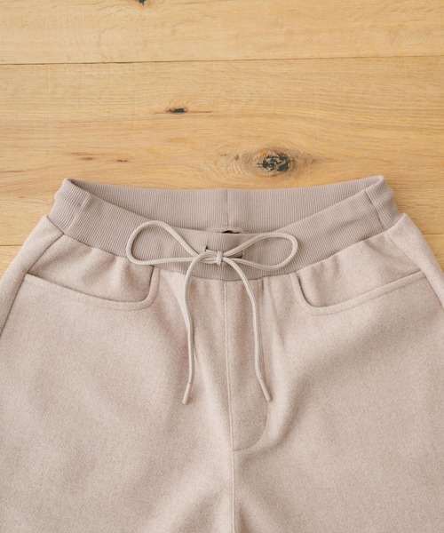 ITEMS URBANRESEARCH(アイテムズ アーバンリサーチ)の「圧縮カット 裏配色ウエストリブパンツ(その他パンツ・メンズ・ブラック/ベージュ/オフホワイト・MEDIUM/LARGE)」の19枚目の写真