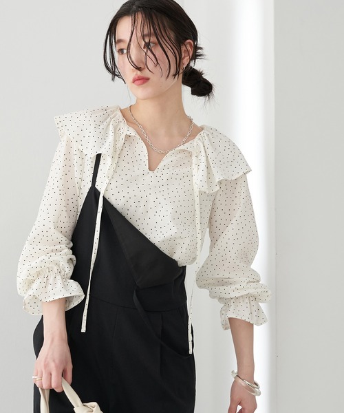 earth music&ecology(アースミュージックアンドエコロジー)の「ビックカラーブラウス*(シャツ/ブラウス・レディース・オフホワイト/ドット/モカ・FREE)」の3枚目の写真