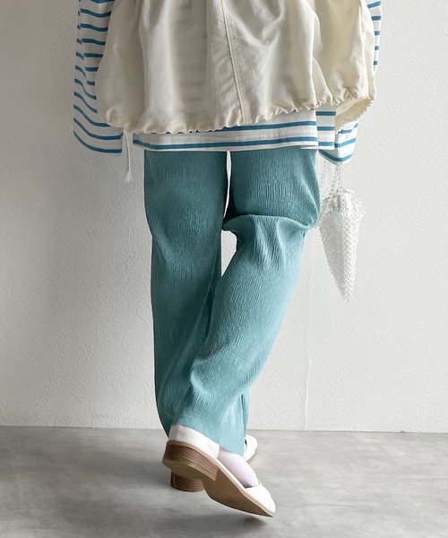 w closet（ダブルクローゼット）の「フリーカットイージーパンツ（その他パンツ・レディース・グレイッシュベージュ/ライム/ブラック/グリーン/サックスブルー/レッド・FREE）」の21枚目の写真