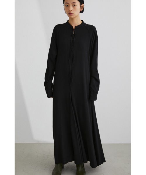 STYLEMIXER（スタイルミキサー）の「サテンフレアワンピース（ワンピース・レディース・ブラック/ライトイエロー/サックスブルー・SMALL/MEDIUM）」の18枚目の写真