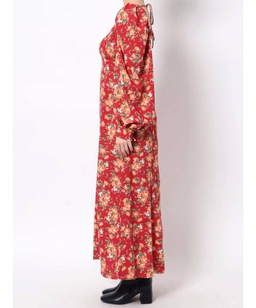 jouetie（ジュエティ）の「シャーリングスリットロングワンピース（ワンピース・レディース・ブラック/レッド/ベージュ・MEDIUM）」の15枚目の写真