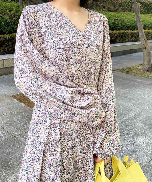 OPAQUE.CLIP（オペークドットクリップ）の「◆小花柄ドルマンワンピース（ワンピース・レディース・パープル系1/ホワイト系3/オレンジ系その他2・36/38）」の16枚目の写真