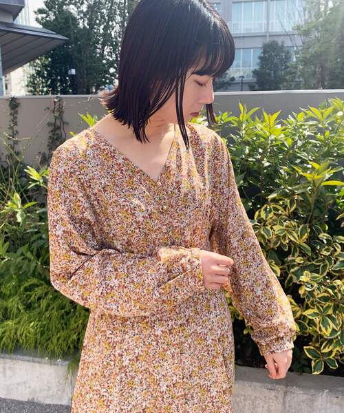 OPAQUE.CLIP（オペークドットクリップ）の「◆小花柄ドルマンワンピース（ワンピース・レディース・パープル系1/ホワイト系3/オレンジ系その他2・36/38）」の20枚目の写真