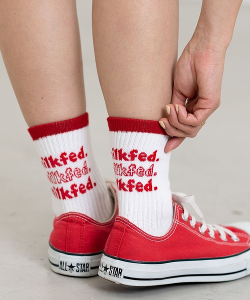 MILKFED.（ミルクフェド）の「TRIPLE COOPER LOGO SOCKS/ブランドロゴ/ミドル丈 靴下/ソックス（ソックス/靴下・レディース・ホワイト/ブラック/レッド/ライトパープル/ライトピンク・ONE SIZE）」の5枚目の写真