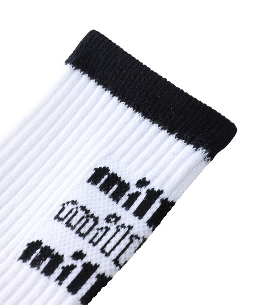 MILKFED.（ミルクフェド）の「TRIPLE COOPER LOGO SOCKS/ブランドロゴ/ミドル丈 靴下/ソックス（ソックス/靴下・レディース・ホワイト/ブラック/レッド/ライトパープル/ライトピンク・ONE SIZE）」の18枚目の写真