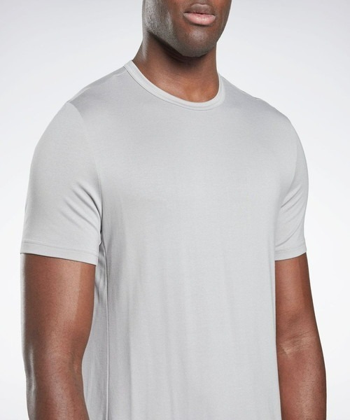 Reebok(リーボック)の「アクティブチル+ドリームブレンド Tシャツ / Activchill+ドリームブレンド T-Shirt(Tシャツ/カットソー・メンズ・アーミー/ベージュ系その他/ブラック/サックスブルー/ライトグレー・MEDIUM/LARGE/SMALL/X-LARGE/XX-LARGE/XXX-LARGE/X-SMALL)」の7枚目の写真