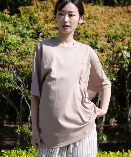 Blue Standard （ブルースタンダード）の「【BLUE STANDARD/ブルースタンダード】汗染みの目立ちにくいゼロステイン　汗シミ防止加工　撥水性　UVカット　胸ポケット付きクルーネックTシャツ（Tシャツ/カットソー・メンズ・ホワイト/ブラック/ダークグリーン/ネイビー/カーキ/サックスブルー/ピンク系その他/ダークベージュ/アーミー・SMALL/MEDIUM/X-LARGE/LARGE）」の4枚目の写真