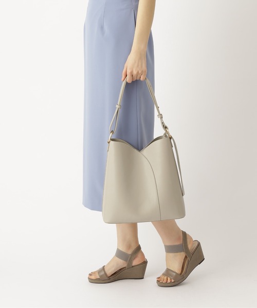 NATURAL BEAUTY BASIC（ナチュラルビューティーベーシック）の「リーフ