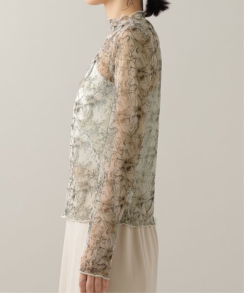 frames RAY CASSIN（フレームスレイカズン）の「シアーアートフラワーボトルネックプルオーバー（Tシャツ/カットソー・レディース・オフホワイト/ベージュ系・FREE）」の9枚目の写真