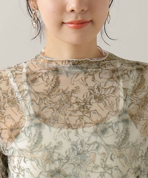 frames RAY CASSIN（フレームスレイカズン）の「シアーアートフラワーボトルネックプルオーバー（Tシャツ/カットソー・レディース・オフホワイト/ベージュ系・FREE）」の11枚目の写真