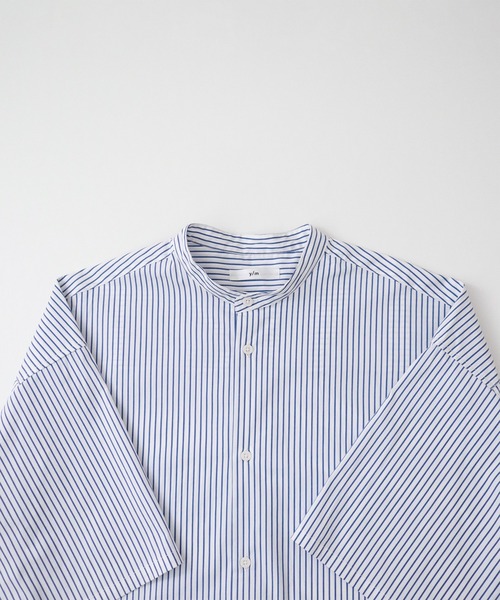 y/m by kitsune（イムバイキツネ）の「ハーフスリーブストライプバンドカラーシャツ（シャツ/ブラウス・メンズ・ホワイト/ネイビー・MEDIUM/LARGE）」の3枚目の写真