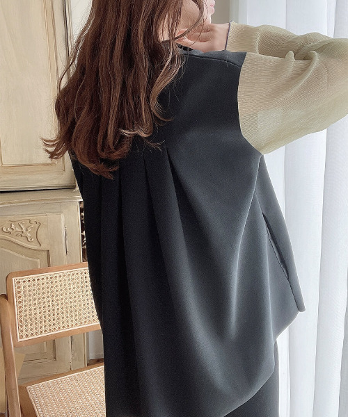 ISOOK(アイスー)の「Back tuck gillet / バックタックジレ(meg select)(その他アウター・レディース・ブラック/ブラウン・FREE)」の12枚目の写真