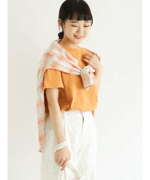 Samansa Mos2（サマンサ モスモス）の「【USAコットン】ベーシック半袖Tシャツ（Tシャツ/カットソー・レディース・オフホワイト/ピンク/イエロー/グリーン/チャコール・ﾌﾘ-）」の5枚目の写真