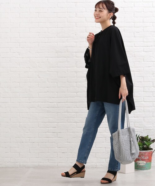 SHOO・LA・RUE（シューラルー）の「◆スクエアポンチョシャツ（シャツ/ブラウス・レディース・ホワイト系/ブラック/ピンク系・00）」の15枚目の写真