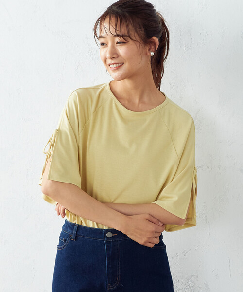 COMME CA ISM(コムサイズム)の「リボンスリーブ カットソー(Tシャツ/カットソー・レディース・ホワイト/イエロー/チャコール・MEDIUM/LARGE)」の1枚目の写真