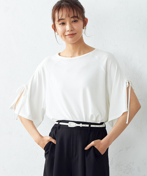 COMME CA ISM(コムサイズム)の「リボンスリーブ カットソー(Tシャツ/カットソー・レディース・ホワイト/イエロー/チャコール・MEDIUM/LARGE)」の5枚目の写真