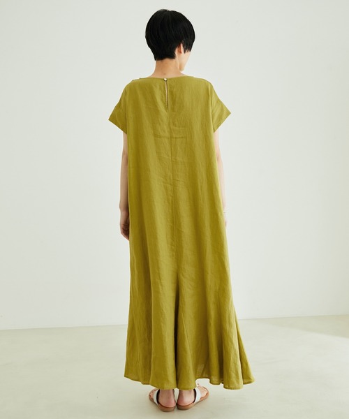 SALON adam et rope'(サロン アダム エ ロペ)の「【洗える】リネンフレンチスリーブマーメイドワンピース(ワンピース・レディース・グリーン系その他/ブラウン/ブラック・FREE)」の20枚目の写真