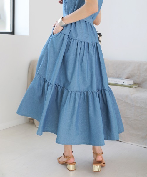 Bou Jeloud（ブージュルード）の「デニムティアードジャンスカ（ジャンパースカート・レディース・インディゴブルー/ブルー・38）」の17枚目の写真