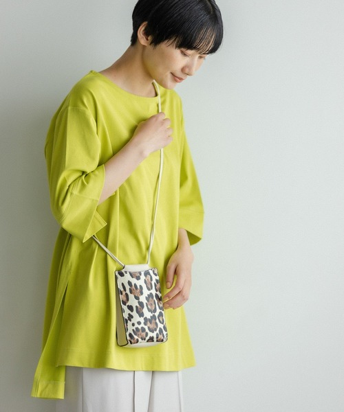 LEPSIM(レプシィム)の「マルチキノウチュニック2 281377(Tシャツ/カットソー・レディース・ホワイト/ブラック/イエロー/ブルー・FREE)」の18枚目の写真