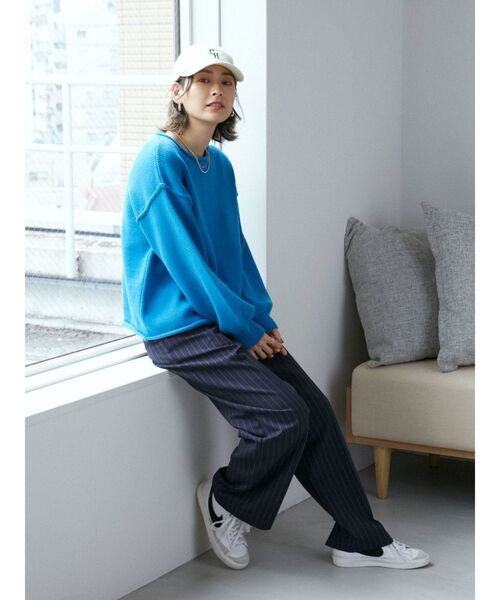 Ungrid（アングリッド）の「アウトリンキングクルーネックニット（ニット/セーター・レディース・チャコールグレー/オフホワイト/オレンジ/ブルー/グリーン・FREE）」の11枚目の写真