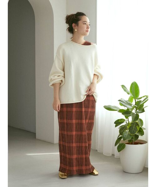 Ungrid（アングリッド）の「アウトリンキングクルーネックニット（ニット/セーター・レディース・チャコールグレー/オフホワイト/オレンジ/ブルー/グリーン・FREE）」の14枚目の写真