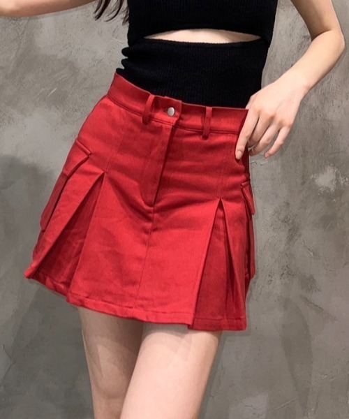 BLONDEY（ブロンディ）の「カーゴプリーツミニスカート（スカート・レディース・ブラック/ベージュ/カーキ/チャコールグレー/レッド/グレー・SMALL/MEDIUM）」の6枚目の写真