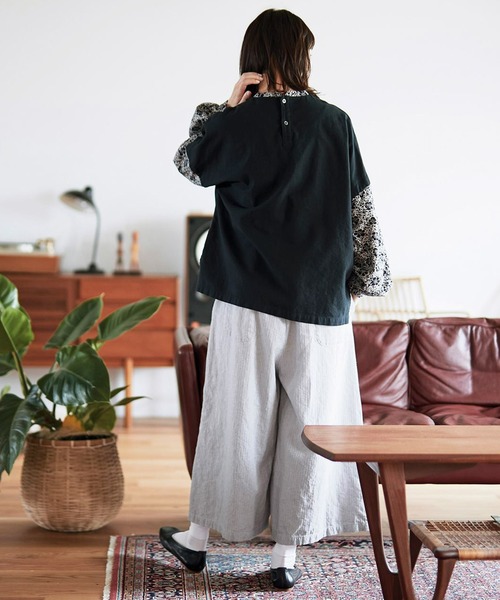 Sunny clouds（サニークラウズ）の「サニークラウズ　花咲くベスシャツ〈レディース〉（シャツ/ブラウス・レディース・ブラック系その他・MEDIUM/LARGE/X-LARGE/XX-LARGE/NM）」の5枚目の写真