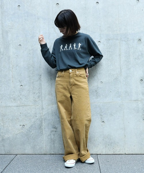 SOMETHING(サムシング)の「【SOMETHING】ラウンドヘムロンT(Tシャツ/カットソー・レディース・グレー・フリー)」の5枚目の写真