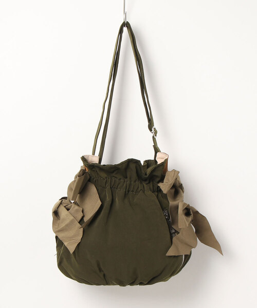 Casselini（キャセリーニ）の「Casselini(キャセリーニ)サイドダブルリボンBAG（ショルダーバッグ・レディース・ブラウン/ブラック/アイボリー/カーキ・FREE）」の4枚目の写真