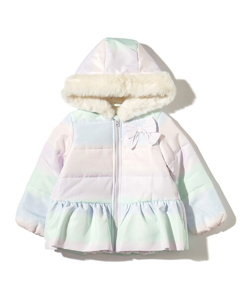 SHOO・LA・RUE（シューラルー）の「◆【90-130cm/撥水】コーデの主役になるレインボープリント！ファーフード中綿ブルゾン（ブルゾン・キッズ・ライトパープル/ネイビー・12/11/10/09/13）」の3枚目の写真