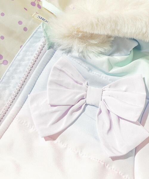 SHOO・LA・RUE（シューラルー）の「◆【90-130cm/撥水】コーデの主役になるレインボープリント！ファーフード中綿ブルゾン（ブルゾン・キッズ・ライトパープル/ネイビー・12/11/10/09/13）」の13枚目の写真