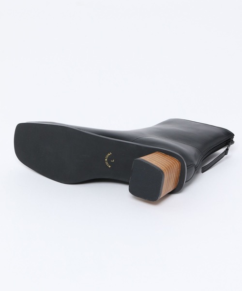 Andemiu（アンデミュウ）の「バックジップショートブーツ169318（ブーツ・レディース・ブラック/ベージュ/ワイン・MEDIUM/LARGE）」の12枚目の写真