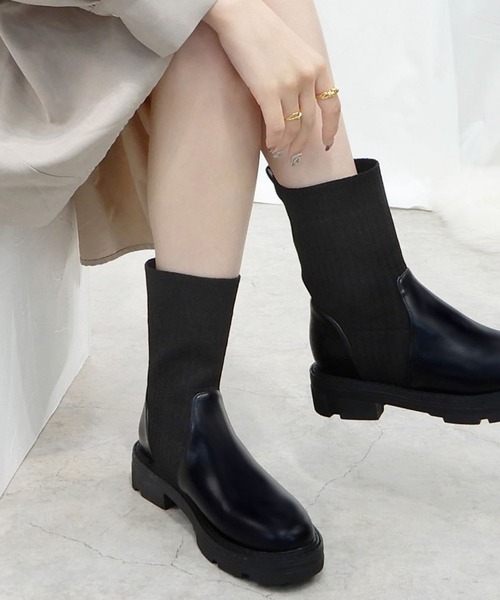 minia（ミニア）の「ソックスミドルブーツ（ブーツ・レディース・カーキ/グレイッシュベージュ/ブラック・S/M/L）」の2枚目の写真