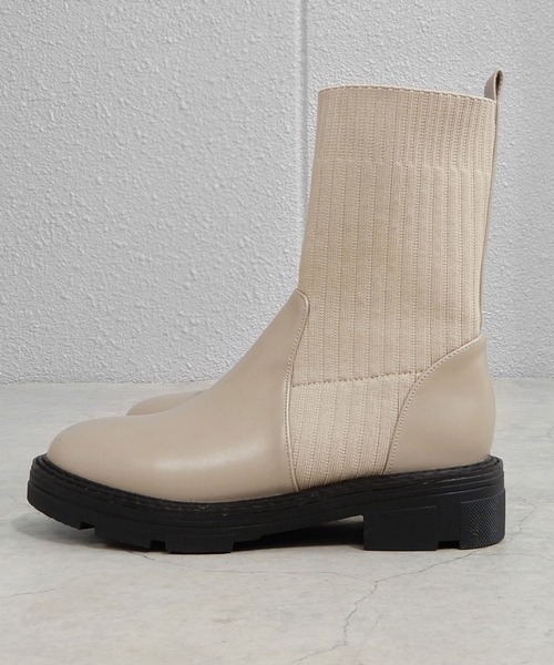 minia（ミニア）の「ソックスミドルブーツ（ブーツ・レディース・カーキ/グレイッシュベージュ/ブラック・S/M/L）」の12枚目の写真