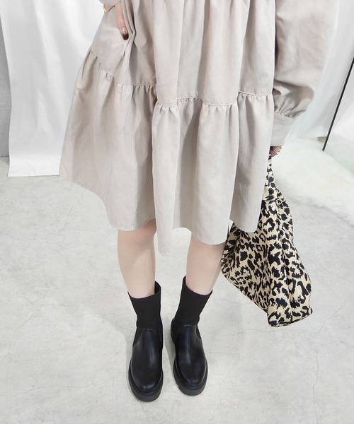 minia（ミニア）の「ソックスミドルブーツ（ブーツ・レディース・カーキ/グレイッシュベージュ/ブラック・S/M/L）」の10枚目の写真