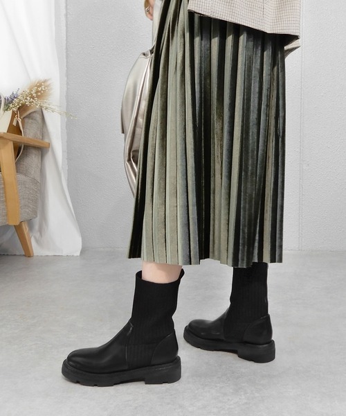 minia（ミニア）の「ソックスミドルブーツ（ブーツ・レディース・カーキ/グレイッシュベージュ/ブラック・S/M/L）」の13枚目の写真